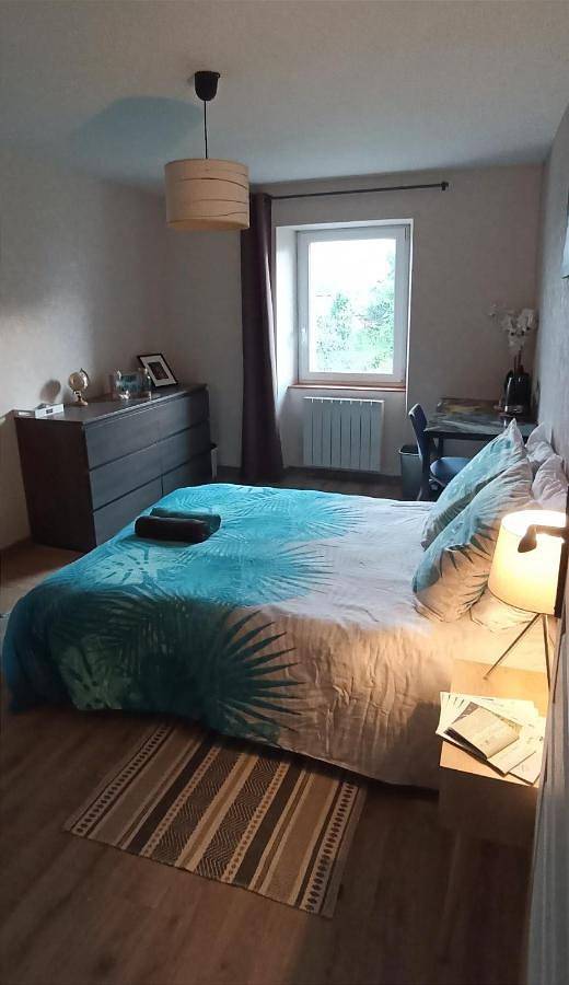 Gîte pour 2 personnes, avec terrasse ainsi que jardin et vue à Rodelle - 3