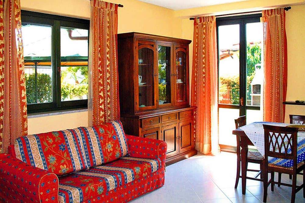 Geheel appartement, Casa delle Margherite 1 in Piani-Ciapin, Cipressa