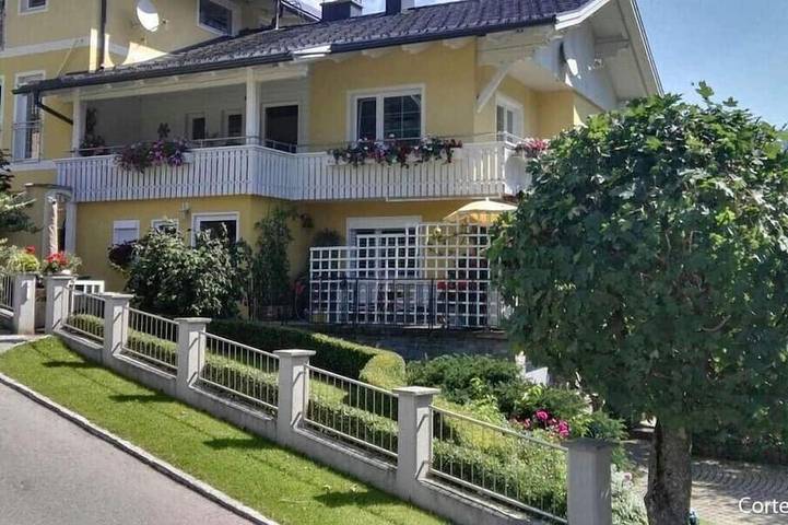 Ferienwohnung für 5 Personen, mit Balkon und Pool - 1