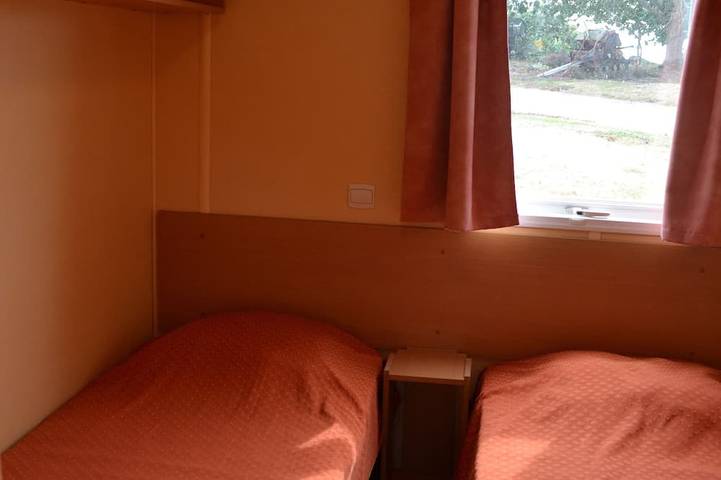 Mobil home pour 4 personnes à Plounévez-Lochrist - 3