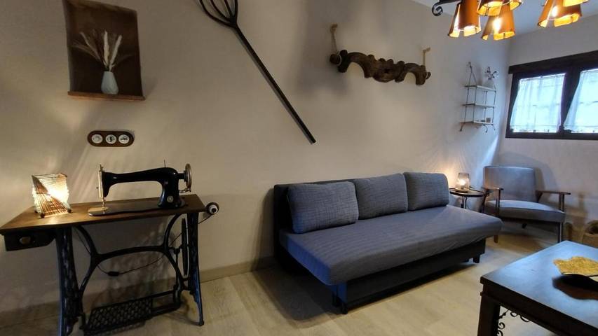 Casa rural para 8 personas, con Terraza y Jardín además de Piscina y Vistas en Riogordo - 3