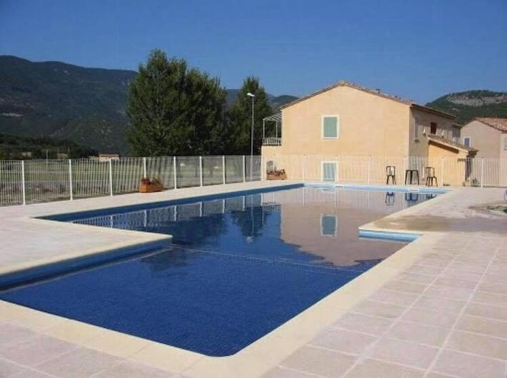 Appart’hôtel pour 6 personnes, avec Balcon et Terrasse ainsi que Jardin et Piscine