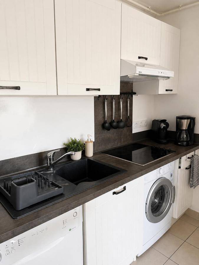 Gîte pour 4 personnes, avec vue ainsi que jardin et piscine dans Thermes de Gréoux les Bains - 4