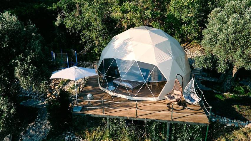 Glamping dla 3 osób, z ogród i widok, Dla rodziny w Czarnogóra