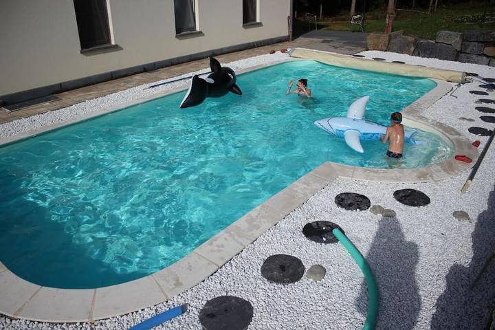 Gîte pour 5 personnes, avec vue ainsi que jardin et piscine dans Nadrin - 3