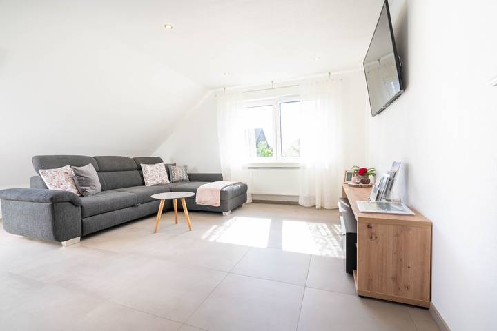 Ganze Wohnung, Ferienwohnung Weitblick" mit Bergblick, Balkon und Wlan in Stadt Offenburg, Durbach