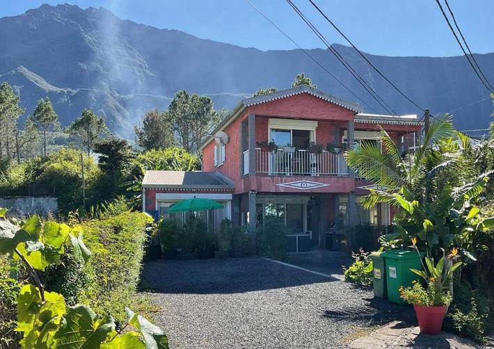 Appartement de vacances pour 2 personnes, avec vue ainsi que jardin et sauna
