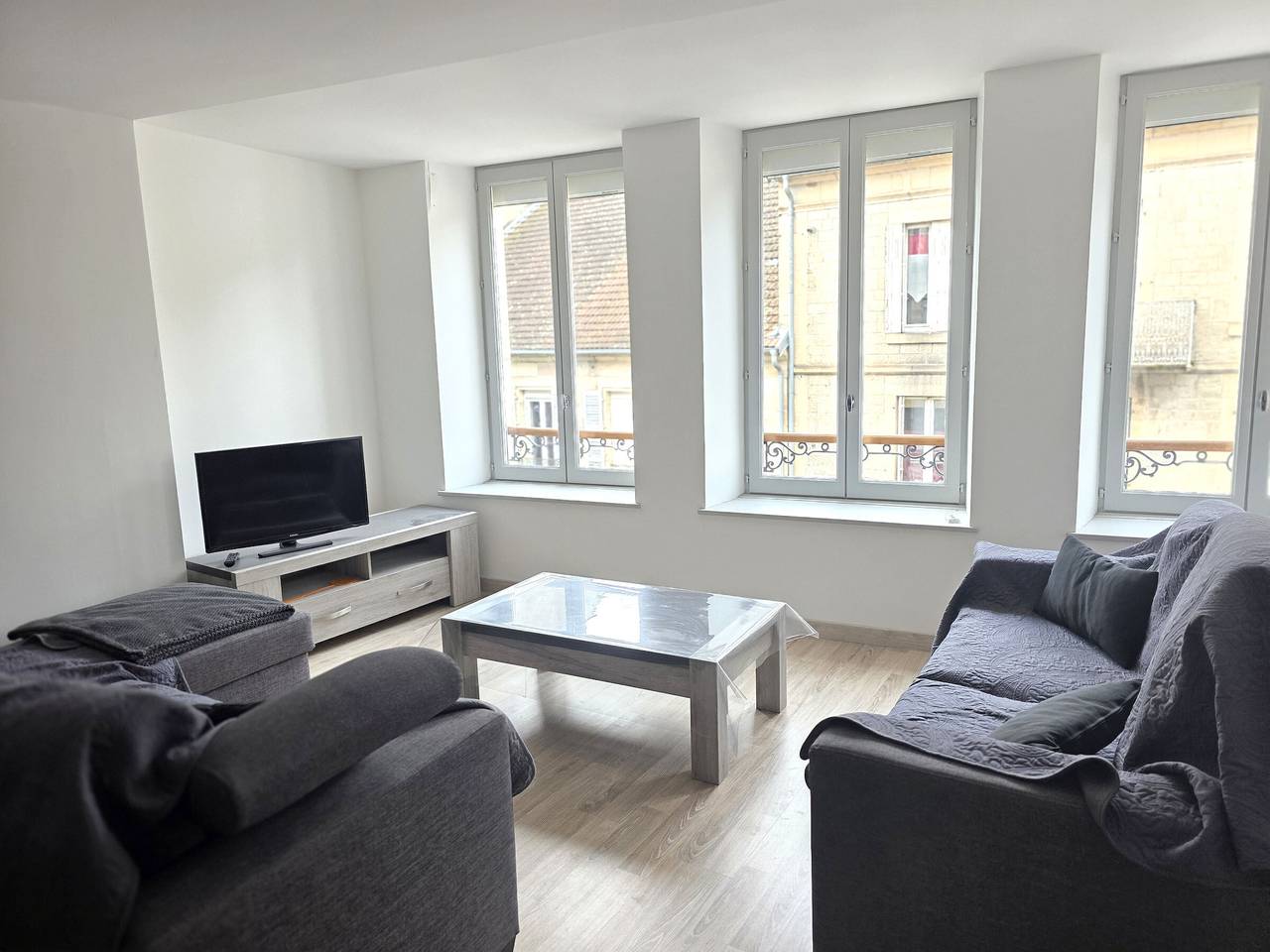 Apartamento entero, Encantador apartamento céntrico - 4 pers. in Luxeuil-les-Bains, Alto Saona