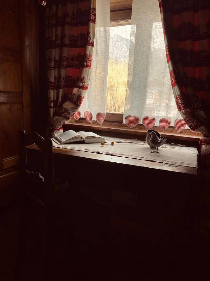 Maison d’hôte pour 2 personnes, avec piscine et jardin ainsi que sauna et vue, animaux acceptés dans Vallée d'Aoste - 2