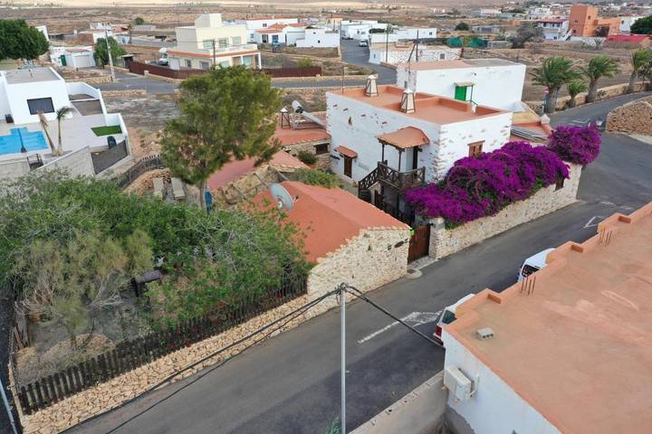 Casa rural para 4 personas, con jardín además de vistas y piscina en Tuineje - 4