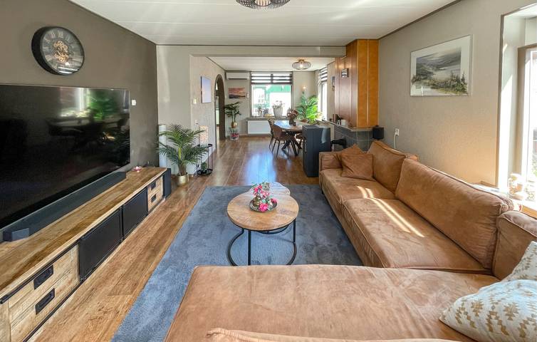 Location de vacances pour 4 personnes, avec terrasse dans Frise - 3