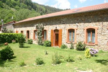 Chambre d’hôte pour 4 personnes, avec jardin en Ardèche