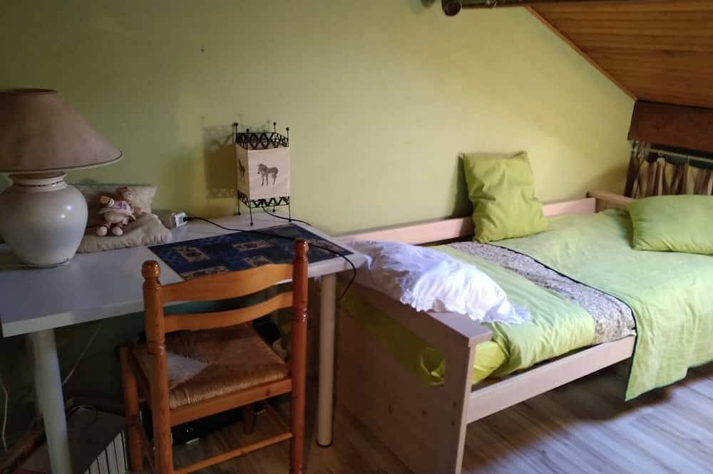 Casa entre Grenoble y las montañas Máximo de 7 a 8 personas. in Notre-Dame-de-Mésage, Vercors