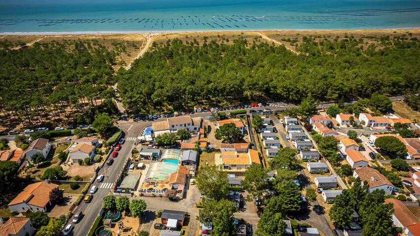 Mobil home pour 4 personnes, avec terrasse, animaux acceptés dans Plage des Chardons - 2