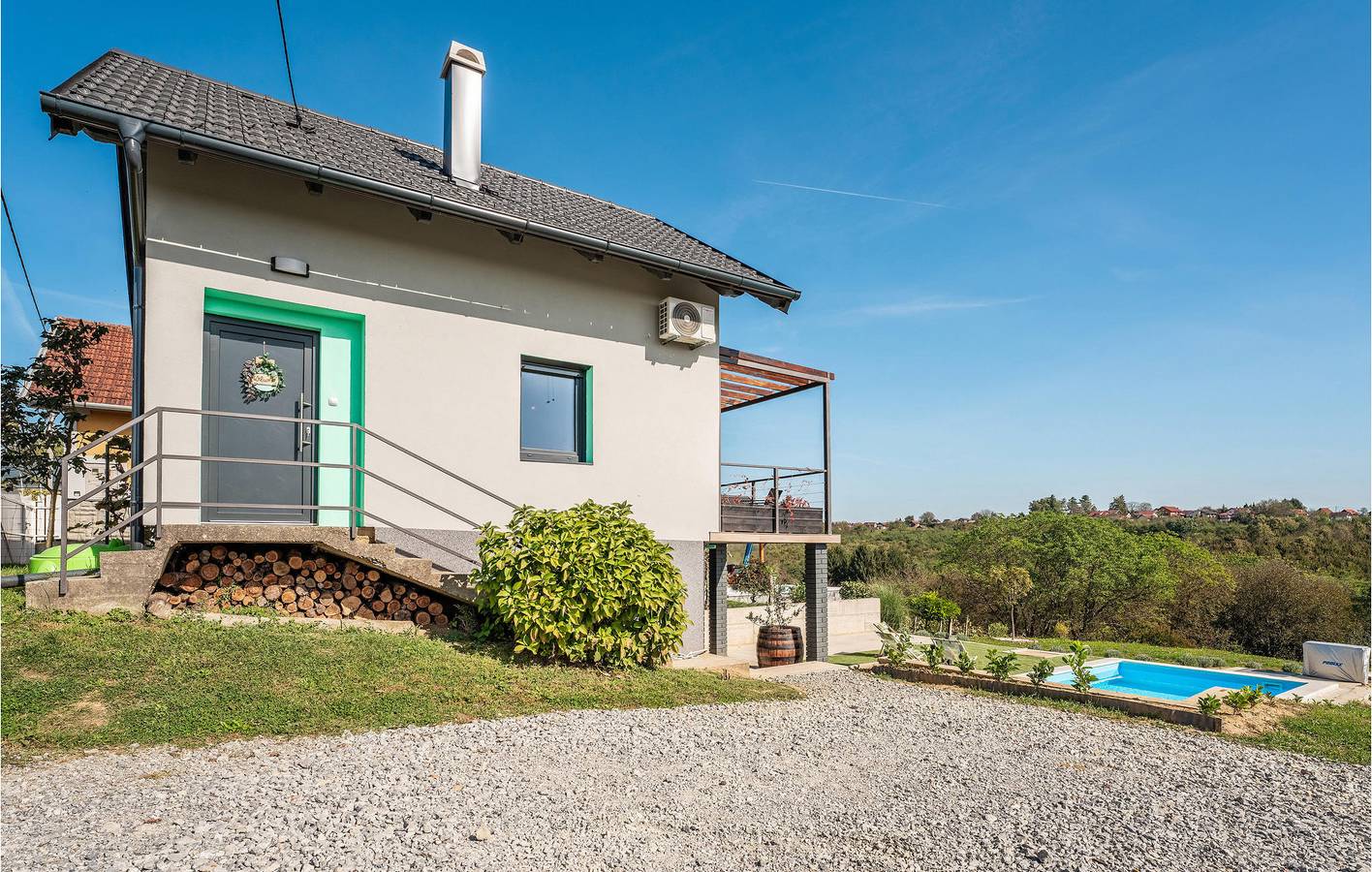 Reizende Ferienwohnung mit Pool, Parkplatz und WLAN in Bjelovar-Bilogora