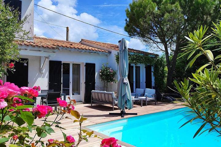 Villa pour 6 personnes, avec terrasse et jardin - 1