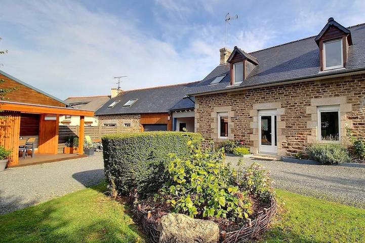 Location de vacances pour 4 personnes, avec Terrasse et Jardin à Coëtmieux