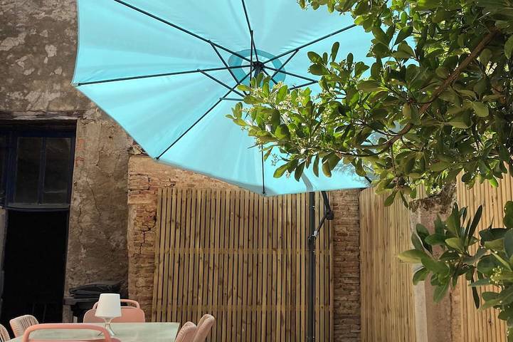 Location de vacances pour 7 personnes, avec Balcon à Saint-Loup-Lamairé