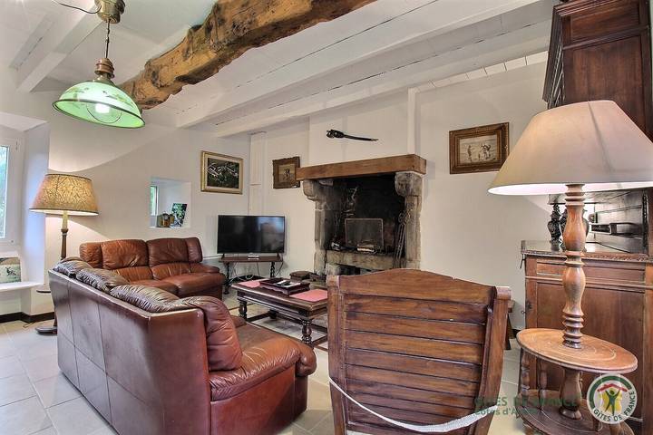 Gîte pour 11 personnes, avec jardin, animaux acceptés à Plougrescant - 4