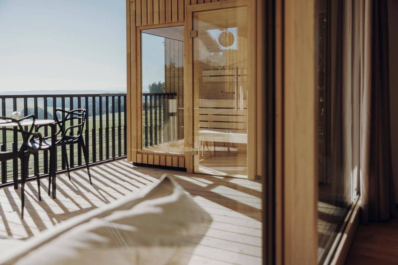 Ganze Wohnung, Sona Suites Allgäu - Sauna, Whirlpool & Alpenblick in Wiggensbach, Bayerisch Schwaben