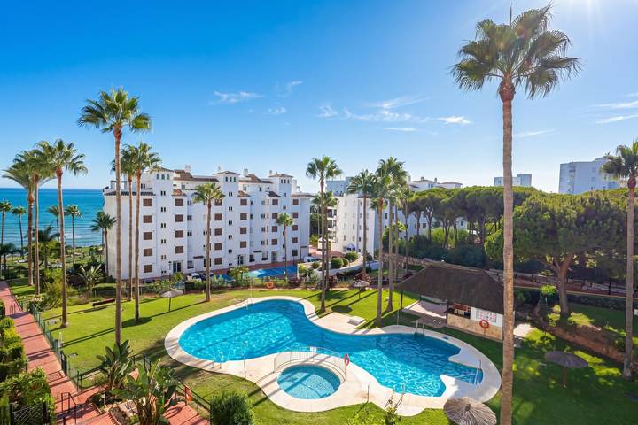 Apartamento entero, Mi Capricho Modern Sunshine in Urbanizacion Calahonda, Mijas