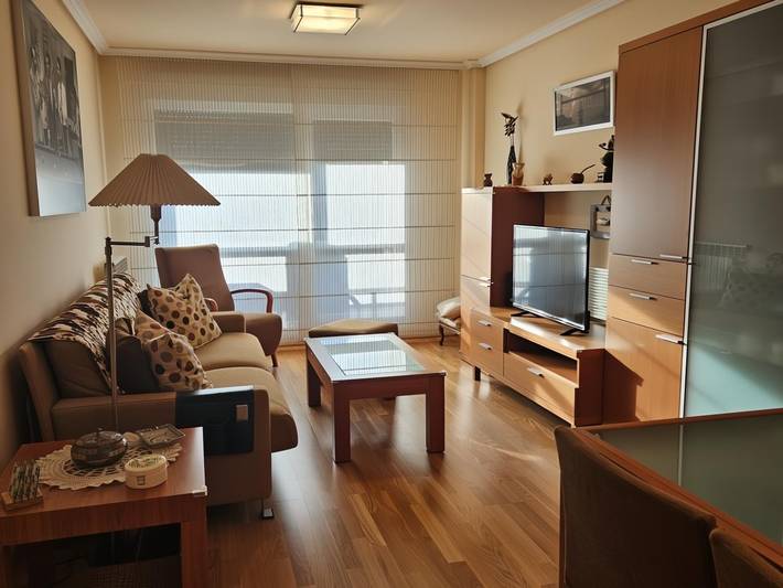 Ganze Ferienwohnung, Ferienwohnung für 6 Personen mit Pool in Haro, La Rioja Provinz