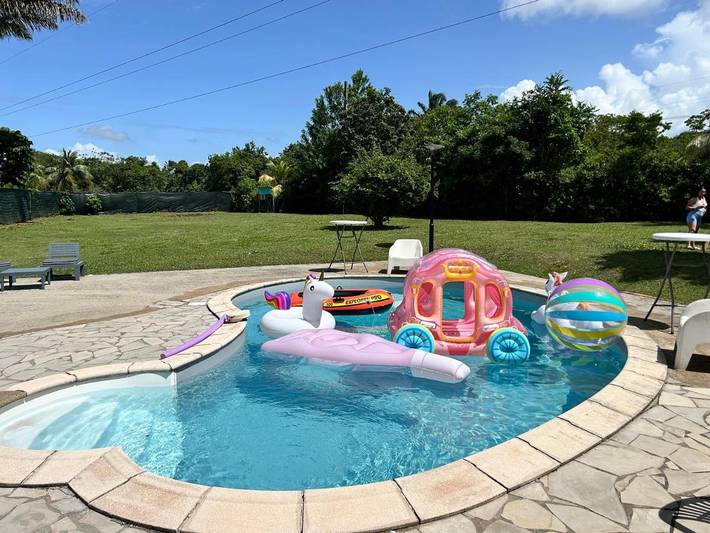 Villa pour 5 personnes, avec terrasse et piscine
