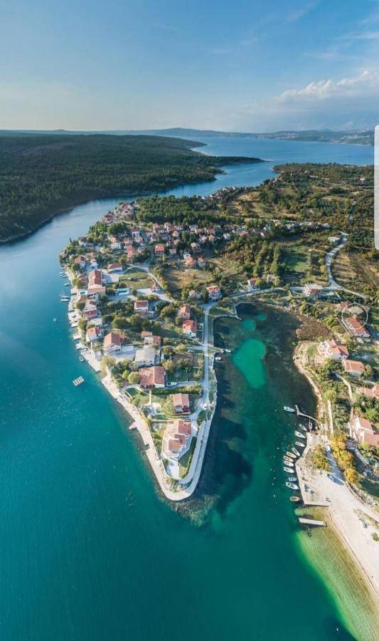 Ferienwohnung für 7 Personen, mit Ausblick und Garten
