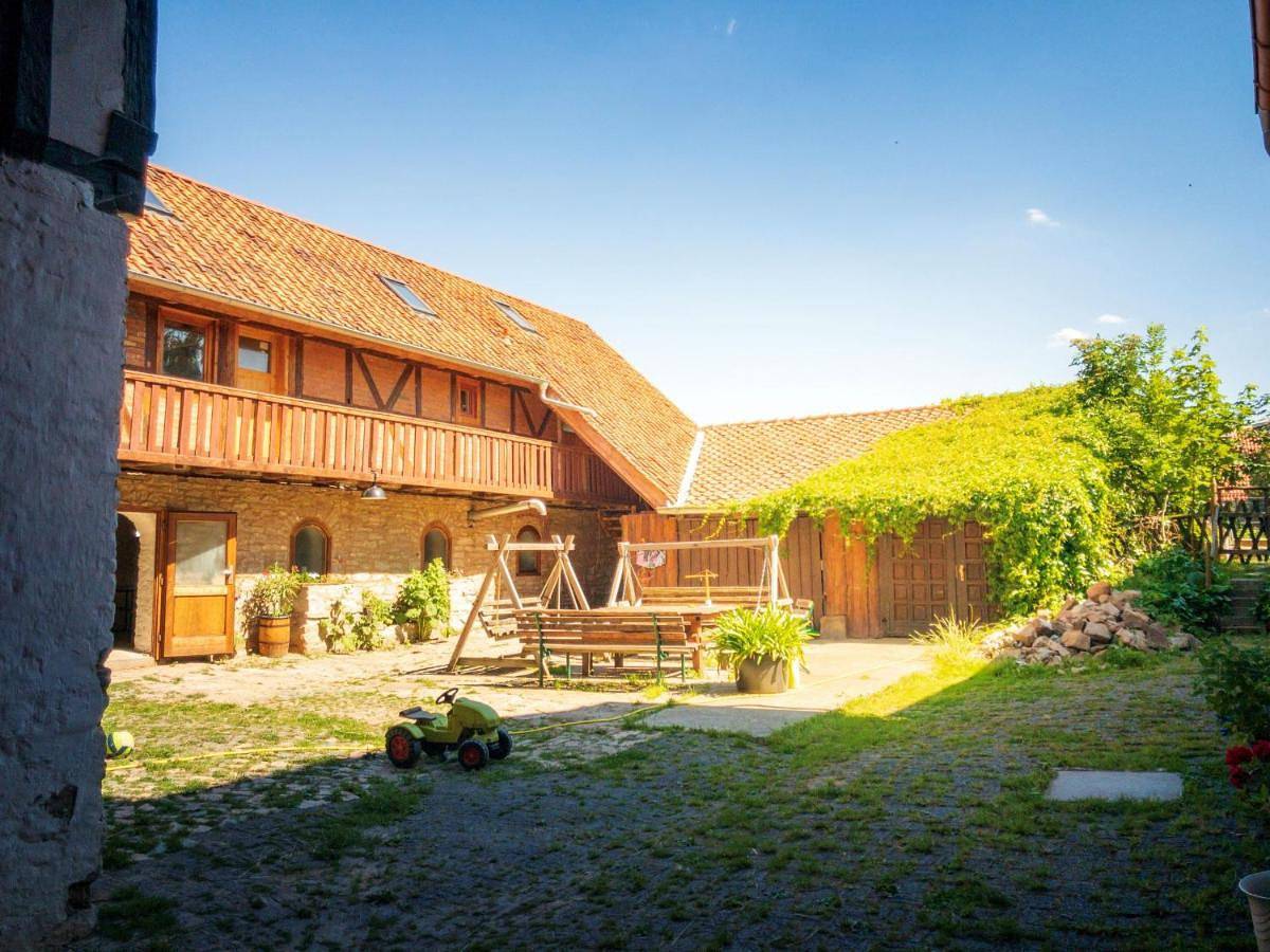 Ganze Wohnung, Two-Bedroom Apartment in Wienrode, Blankenburg