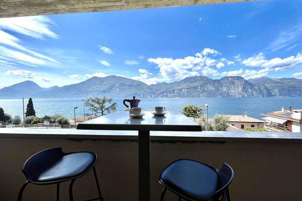 Apartamento entero, Panoramic House With Lake View in Brenzone, Montañas Garda