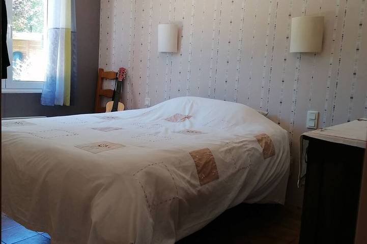 Location de vacances pour 6 personnes, avec jacuzzi ainsi que jardin et terrasse à Marcillac-Saint-Quentin - 2