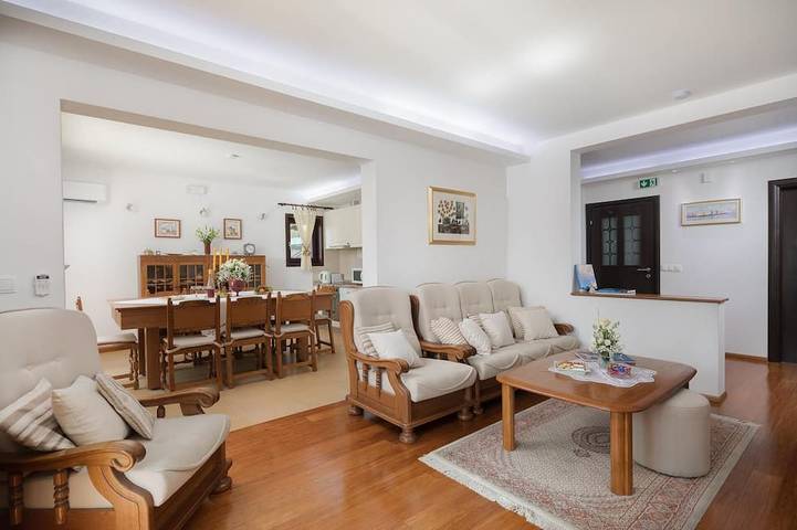 **** Villa de luxe, Trogir - Ciovo, directement sur la mer avec piscine pour 12 personnes (+ 2 enfants) in Trogir, Čiovo