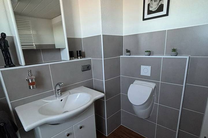 Ganze Wohnung, Ferienwohnung „Landglück“ - gemütliche naturnahe Ferienwohnung in Oberbayern in Denklingen, Romantische Straße