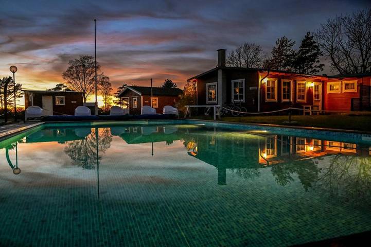 Ferienhaus für 2 Personen, mit Terrasse und Garten sowie Pool und Ausblick