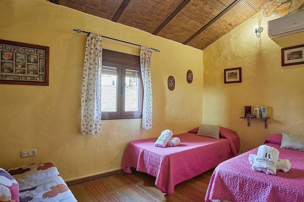 Casa Los Olivos Prado del Rey by Ruralidays in Prado del Rey, Pueblos Blancos