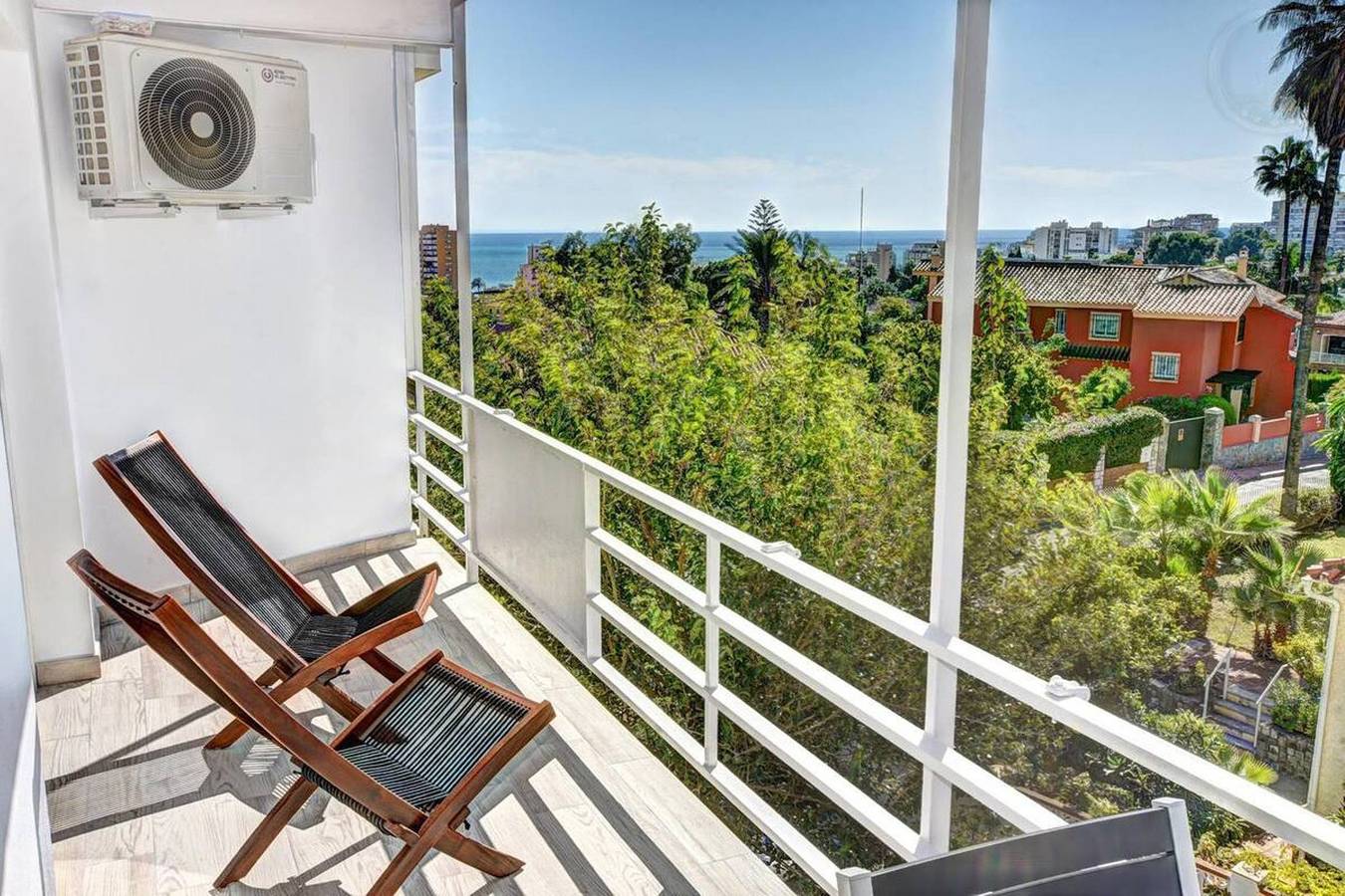 Geheel appartement, Stunning 1 bed apt Benalmadena in Benalmádena, Costa del Sol