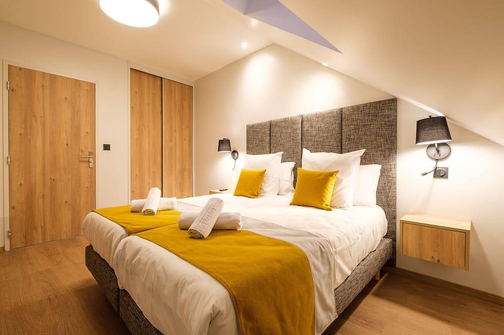 Ganze Wohnung, Grand T3 familial en centre-ville in Lons-le-Saunier, Jura