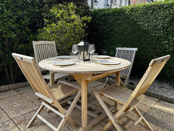 Gîte pour 4 personnes, avec jardin et terrasse dans Office De Tourisme De Blonville Benerville Tourgeville