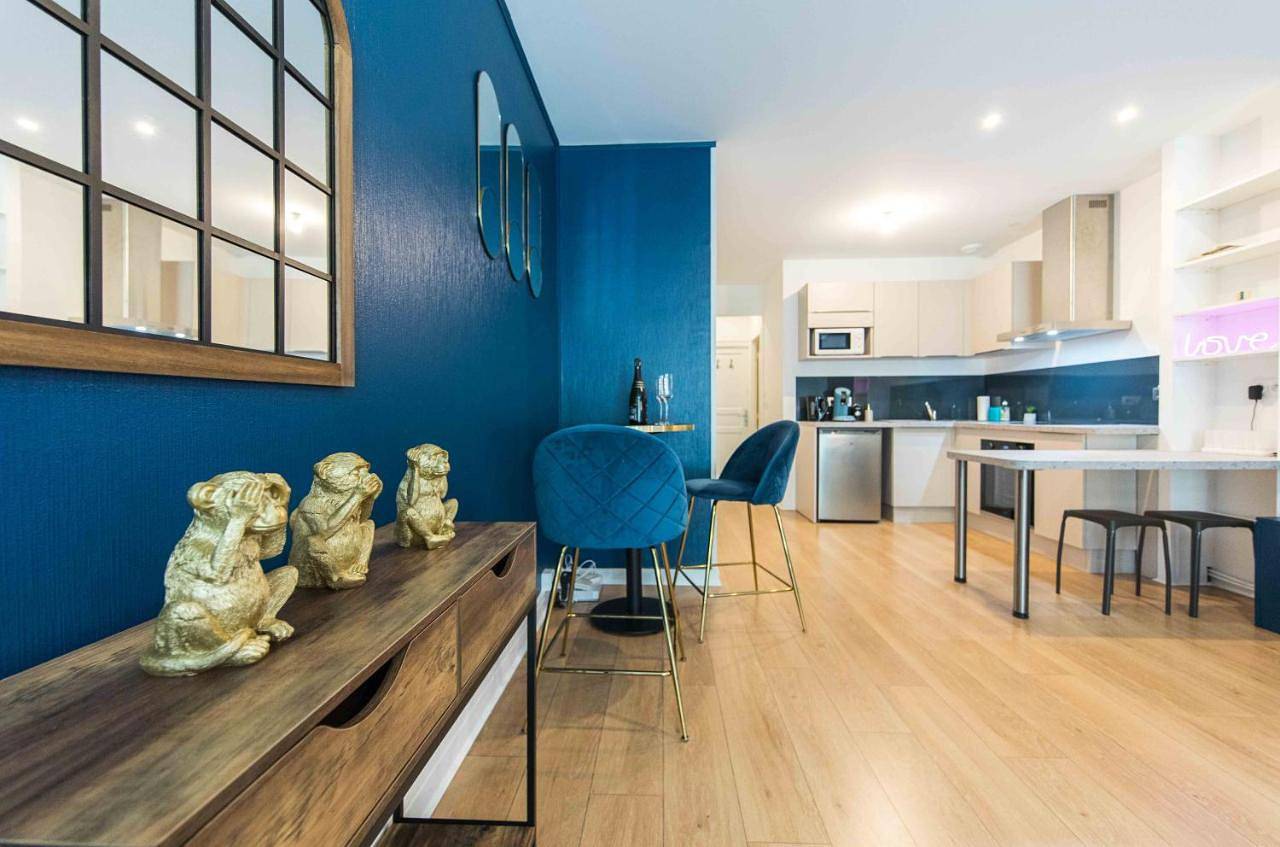 Appartement entier, * Spa & Détente # Suite Privée # Tours # Netflix * in Tours, Région de Tours