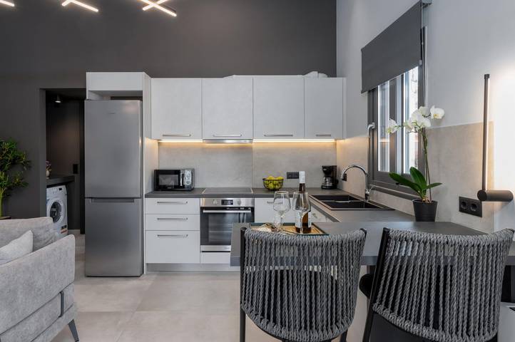 Gîte pour 2 personnes, avec vue sur le lac et balcon, adapté aux familles dans Argostóli - 4