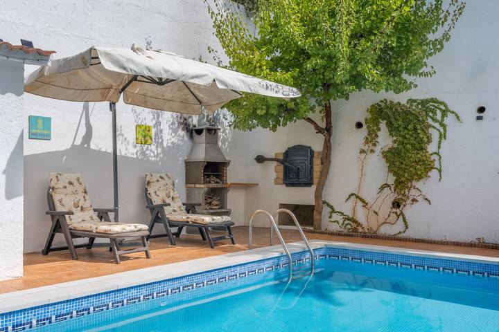 Casa rural para 10 personas, con jardín, Se admiten mascotas en Vega de Granada - 2