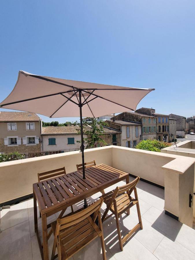 Location de vacances pour 4 personnes, avec terrasse et vue à Grans - 4