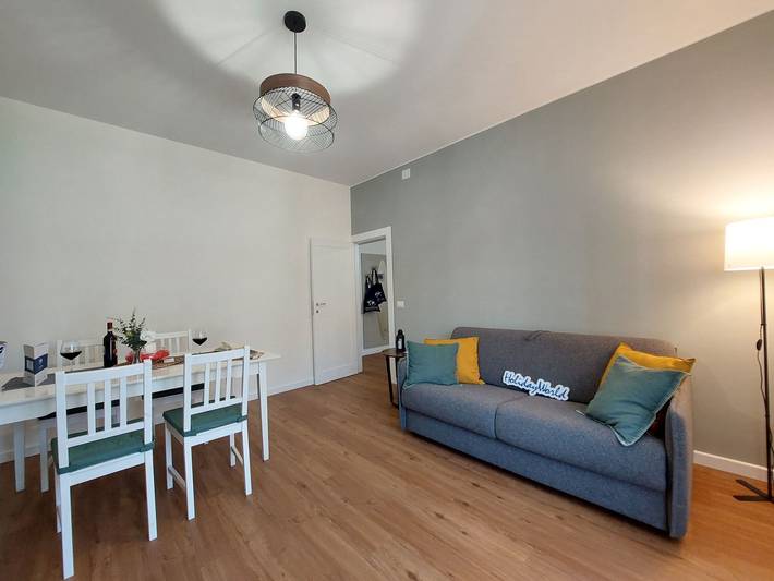 Ferienwohnung für 4 Personen, mit Balkon und Seeblick