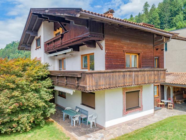 Hütte für 16 Personen, mit Sauna und Garten in Hohe Salve