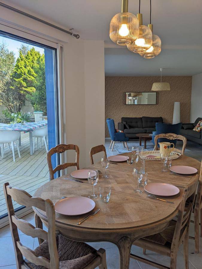 Location de vacances pour 6 personnes, avec piscine ainsi que jacuzzi et jardin dans Office De Tourisme Du Guilvinec - 4