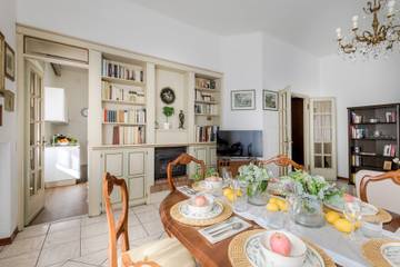 Apartment for 6 People in Lucca, Lucca Province, Photo 3