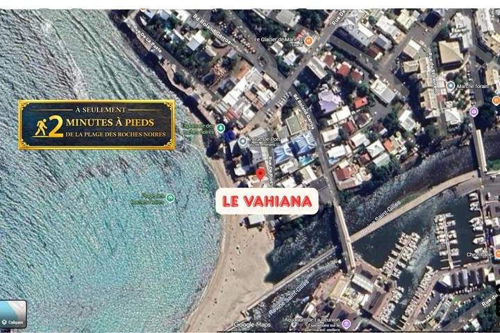 Gîte pour 4 personnes, avec vue et terrasse dans Port de Saint-Gilles les Bains - 2