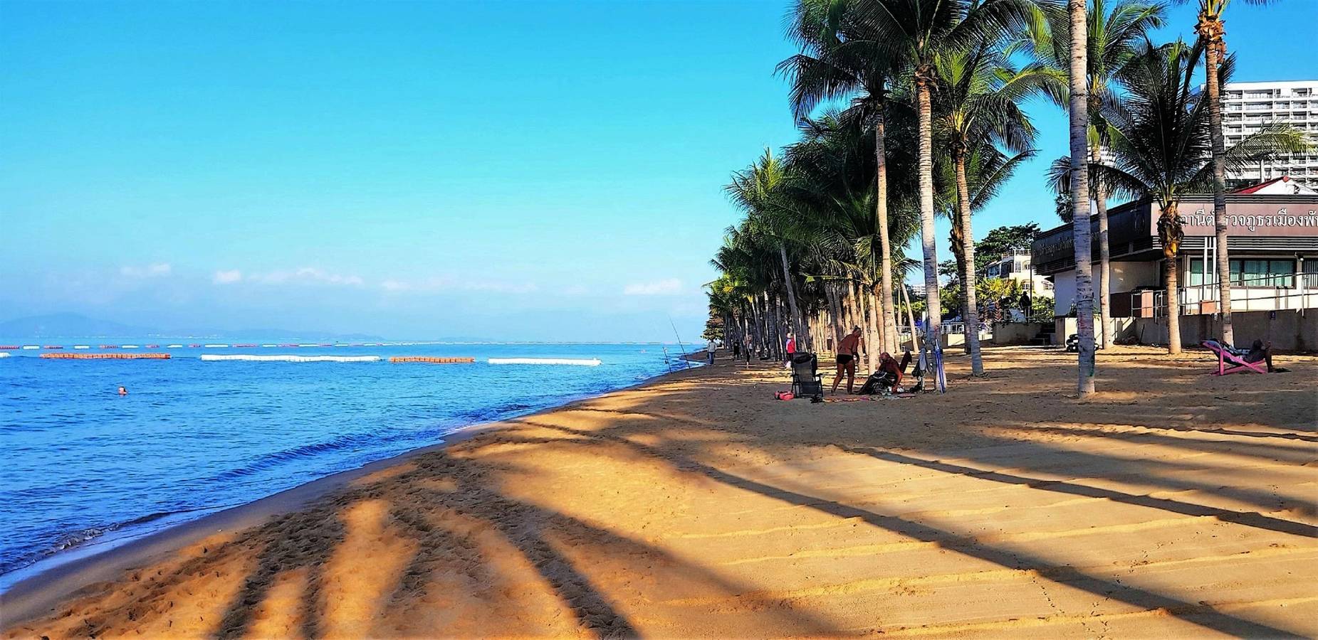 Ganze Ferienwohnung, 15th Floor Sea View Apartment - Sleeps 2 in Pattaya, Chon Buri