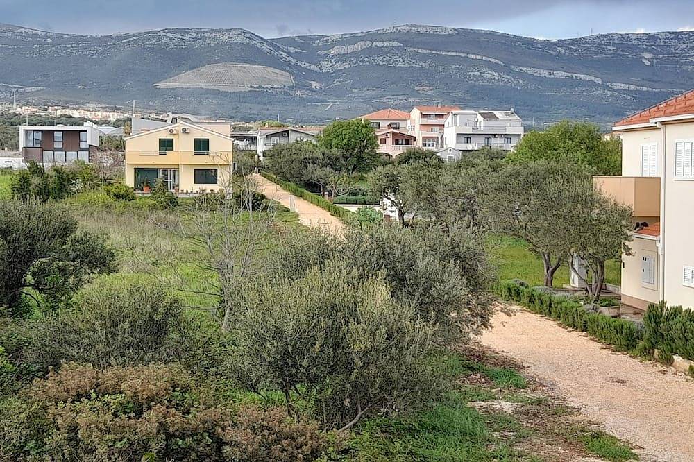 Ganze Wohnung, Studio B&P - 5 min from the beach! in Kastel Stafilic, Kaštela
