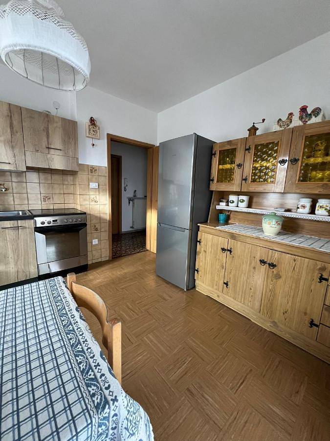 Gîte pour 6 personnes, avec balcon et vue, animaux acceptés dans Varena - 2